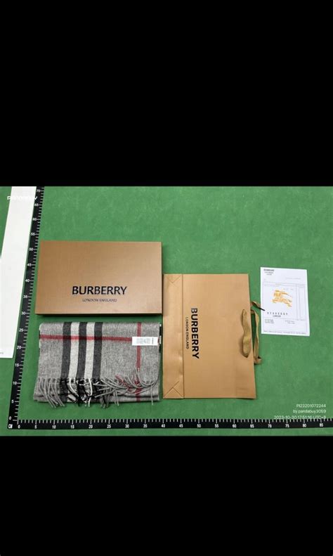 Qc for this Burberry scarf : r/Pandabuy .